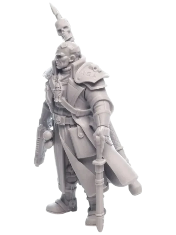 Миниатюра Old Man Gregor, вид ¾ спереди — 3D печать смолой, охотник на ведьм, плащ сзади.